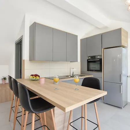 Mar 1 - Luxury Appartement *